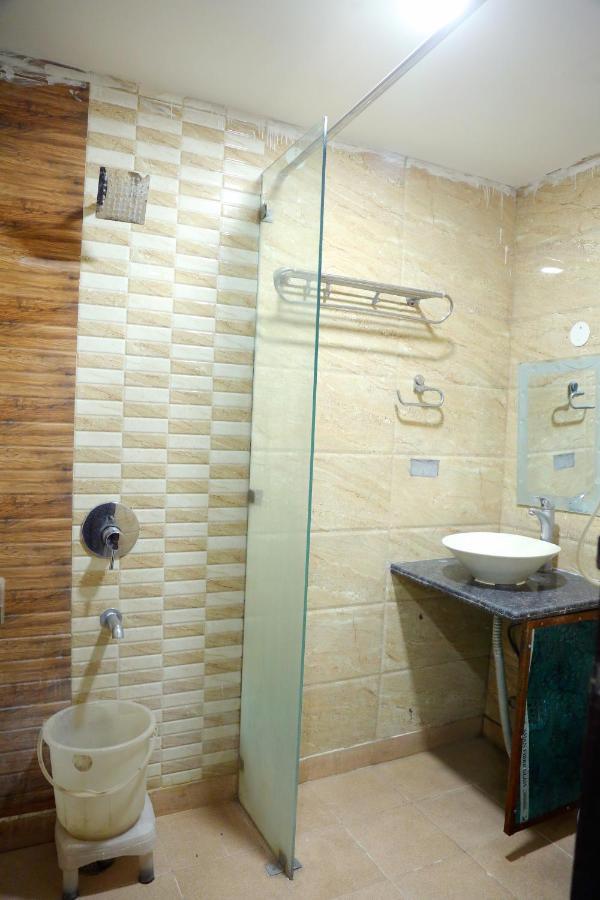 Aerocity Hotel Jindal Palace Delhi- A Well Hygiene Property"All Staff Vaccinated " نيودلهي المظهر الخارجي الصورة